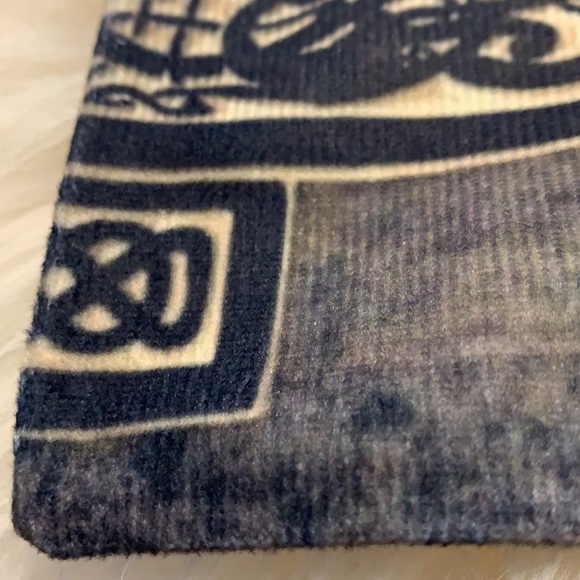 Pillow cover pagan NWOT. - Picture 5 of 6